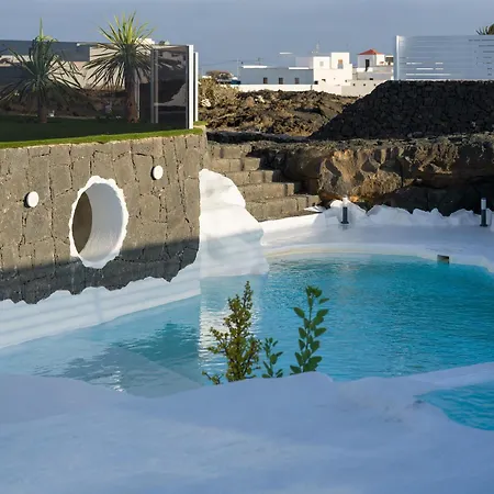 Luxury With Private Pool, Jacuzzi & Sauna - Cueva Del Sol Villa