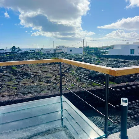 Luxury With Private Pool, Jacuzzi & Sauna - Cueva Del Sol Tahiche