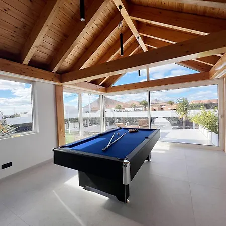 Luxury With Private Pool, Jacuzzi & Sauna - Cueva Del Sol Vila Tahiche